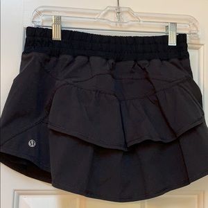 Black Lululemon skirt